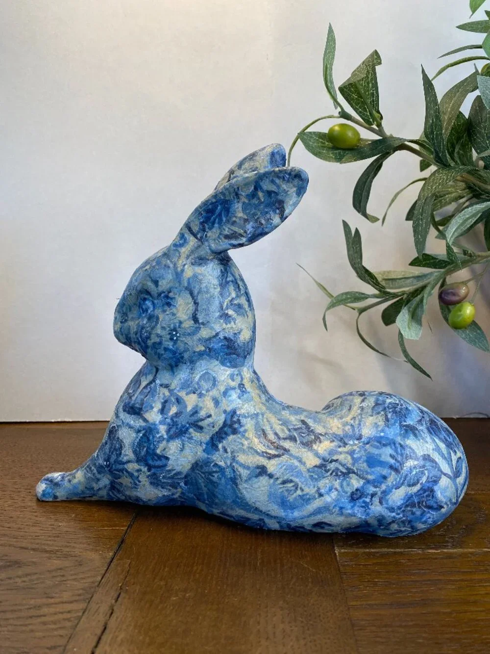 Poly-Resin Chinoiserie-Style Blue & White Decoupaged 12